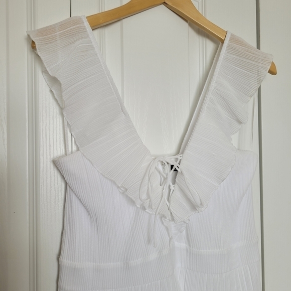 EXPRESS white Tiered Dress - Picture 8 of 15
